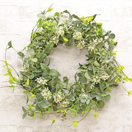 Mixed Queen Ann Heather Wreath 20"